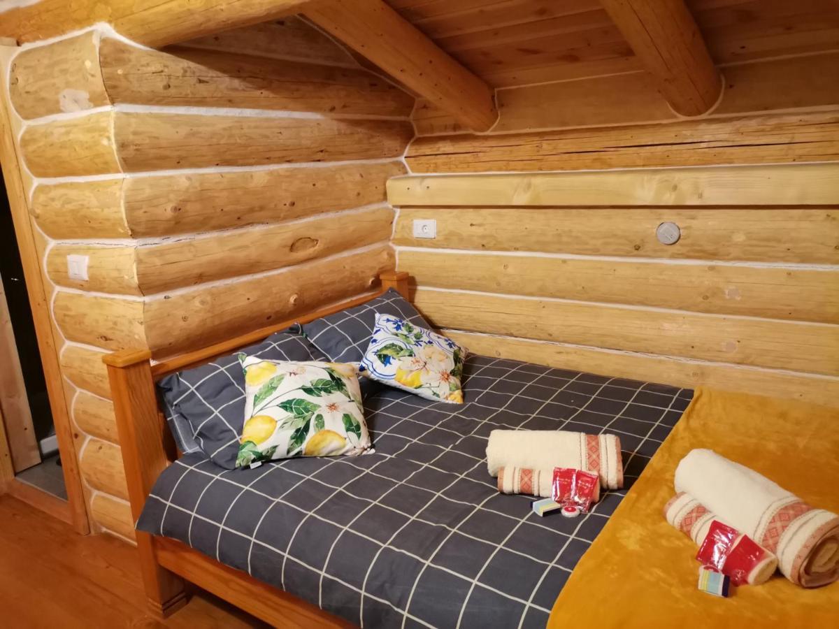Cabana Casa De Piatra, De La Mara Deseşti 외부 사진