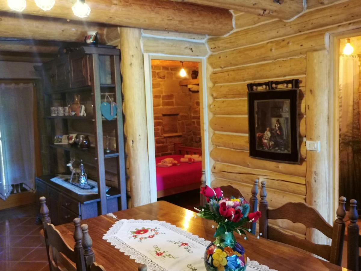Cabana Casa De Piatra, De La Mara Deseşti 외부 사진